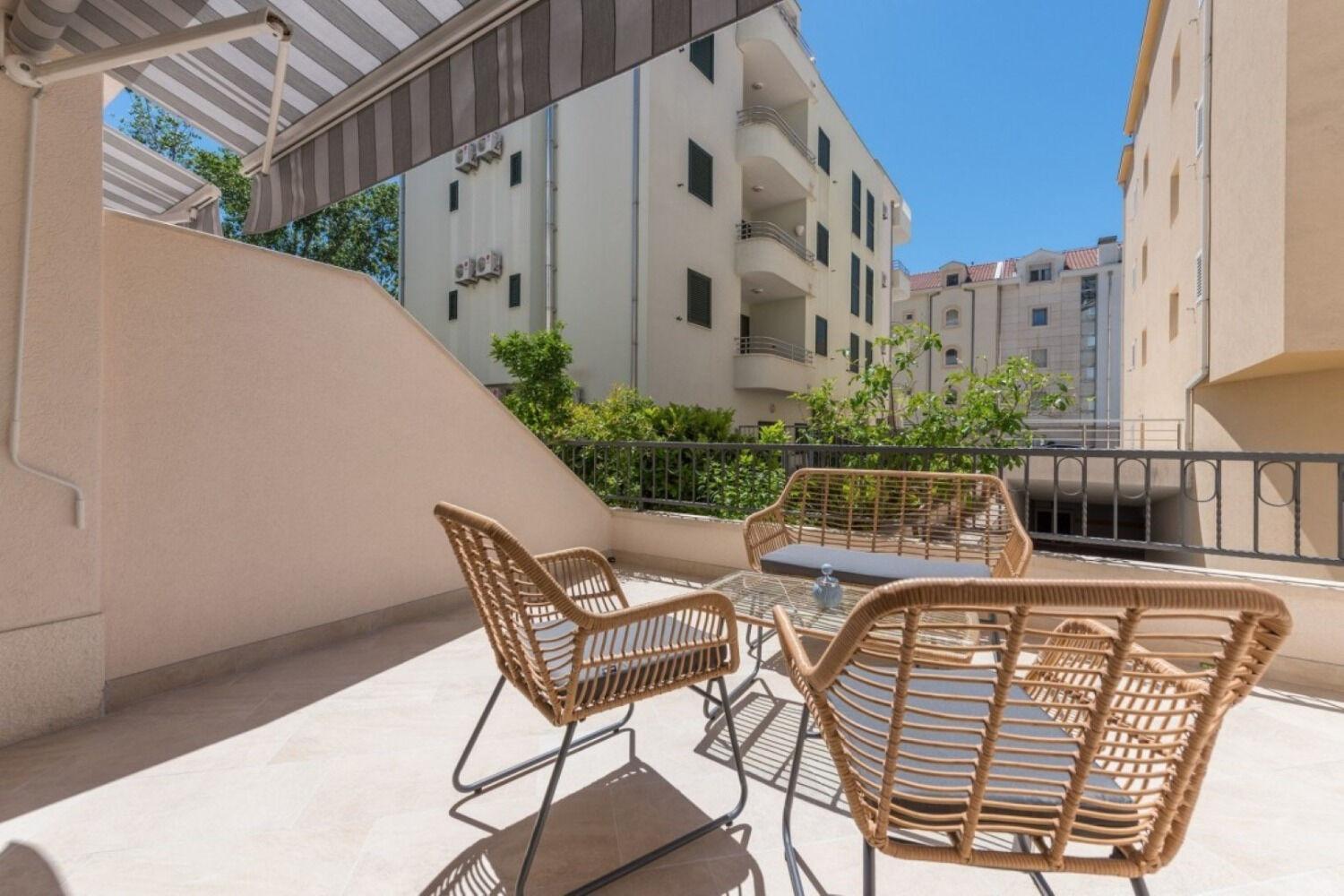 Apartments Mari - 40M From The Beach Makarska Esterno foto