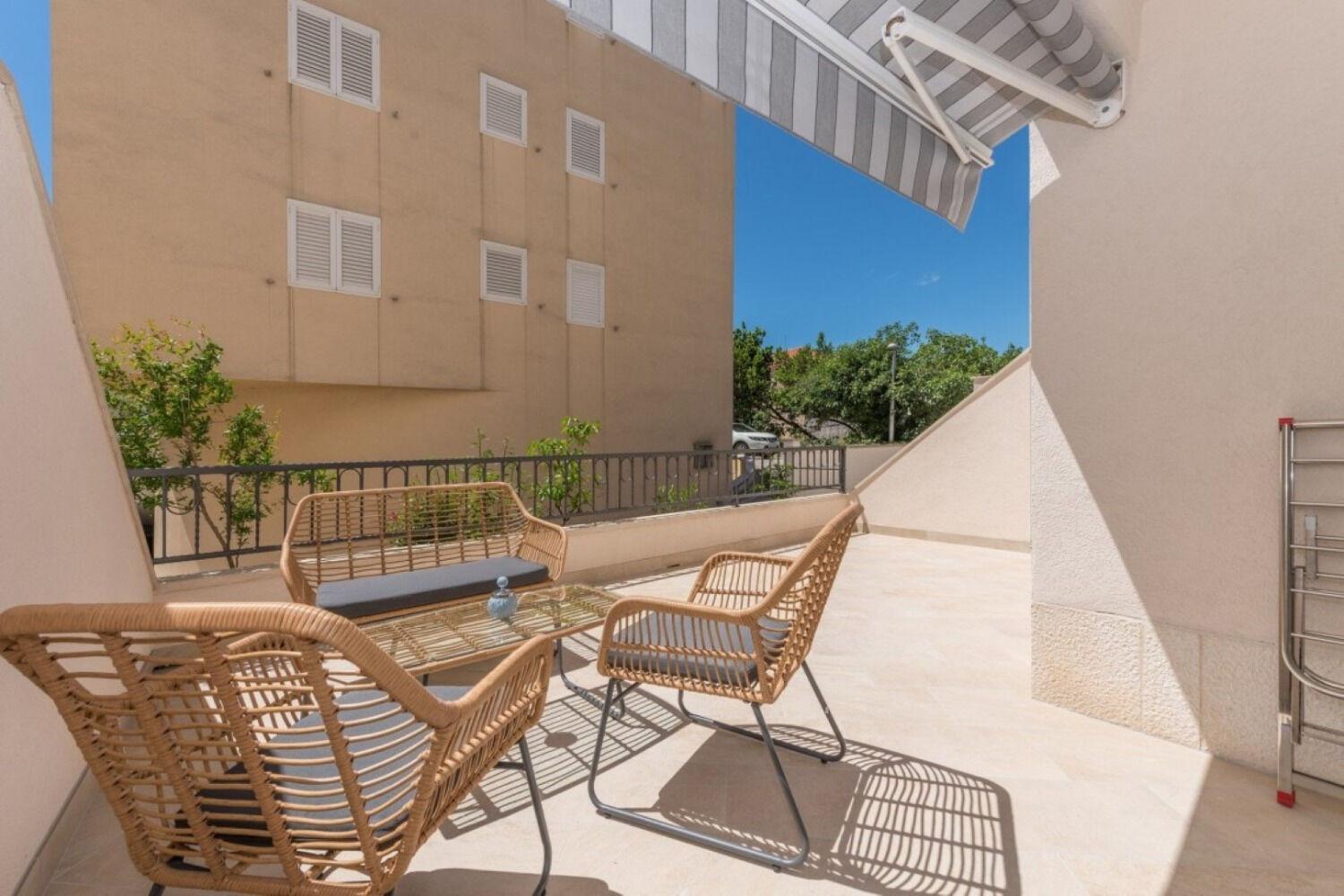 Apartments Mari - 40M From The Beach Makarska Esterno foto